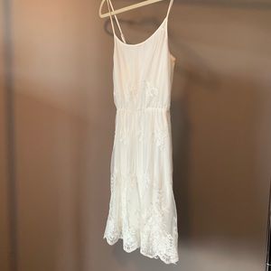 White lace detail dress. NWT